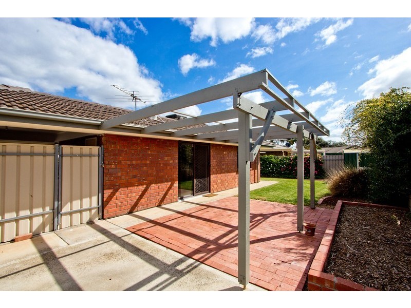 34 STERLING COURT, Smithfield Plains SA 5114