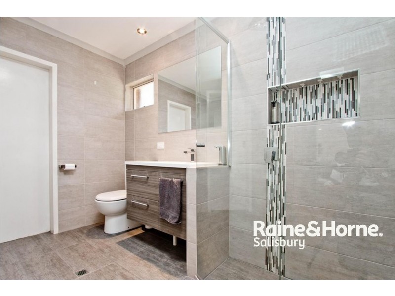 15 Elliott Avenue, Gulfview Heights SA 5096