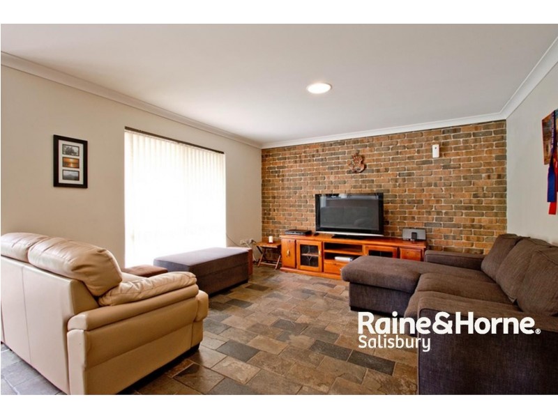 7 Alabar Crescent, Globe Derby Park SA 5110