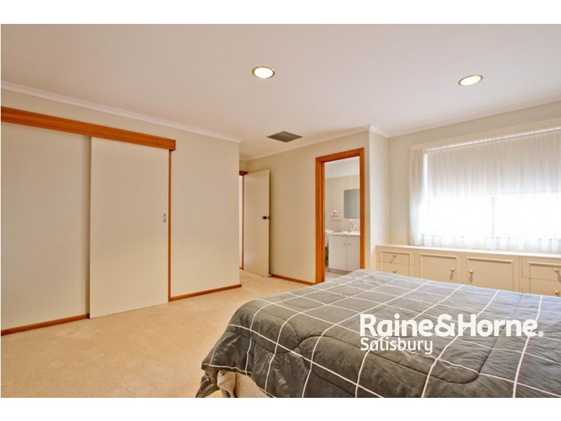 7 Alabar Crescent, Globe Derby Park SA 5110