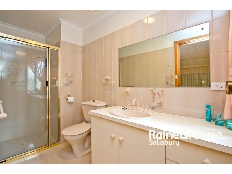 7 Alabar Crescent, Globe Derby Park SA 5110