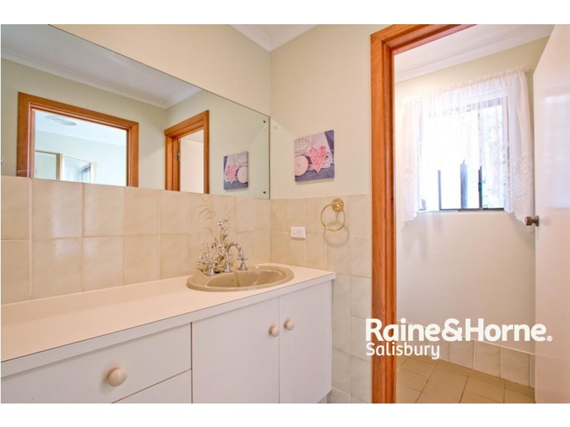 7 Alabar Crescent, Globe Derby Park SA 5110