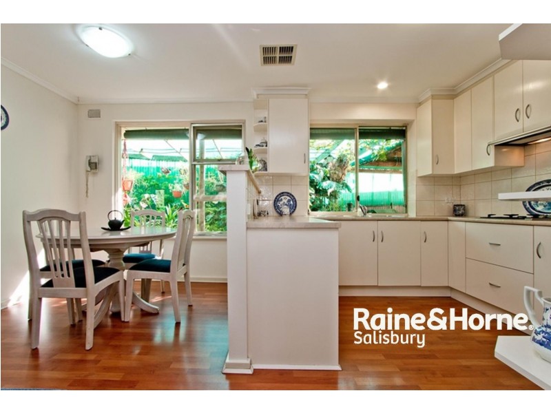 32 Balkara Road, Para Hills West SA 5096