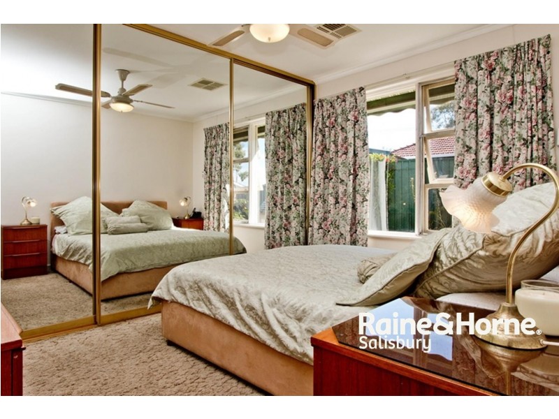 32 Balkara Road, Para Hills West SA 5096