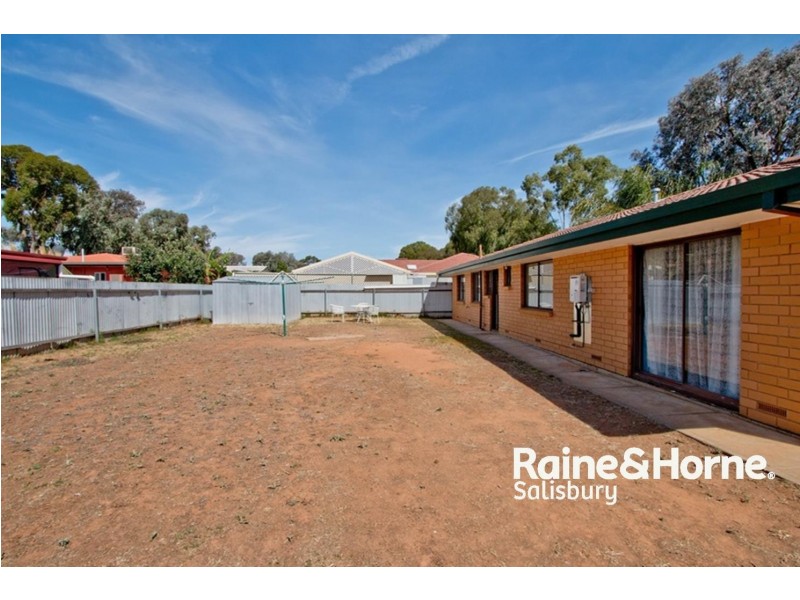 17 Grant Avenue, Salisbury Downs SA 5108