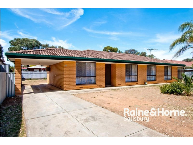 17 Grant Avenue, Salisbury Downs SA 5108