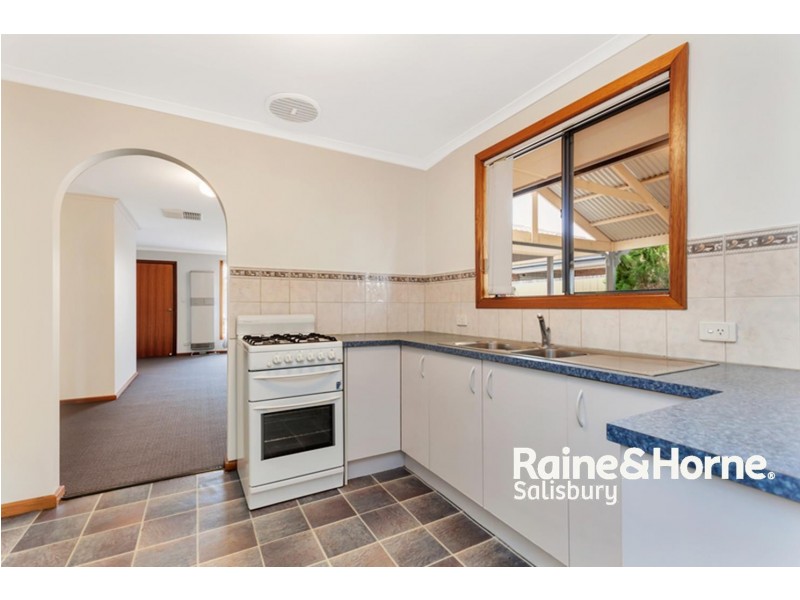 32 Alberta Drive, Burton SA 5110