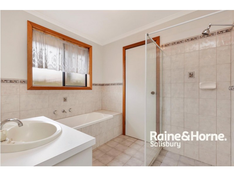 32 Alberta Drive, Burton SA 5110