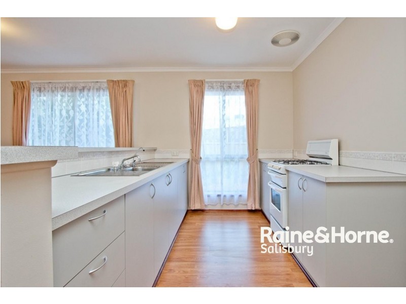 2 McInerney Court, Andrews Farm SA 5114