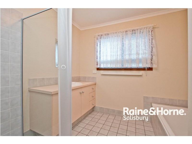 2 McInerney Court, Andrews Farm SA 5114