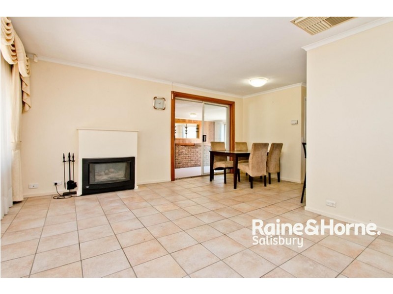 3 Rogers Crescent, Paralowie SA 5108