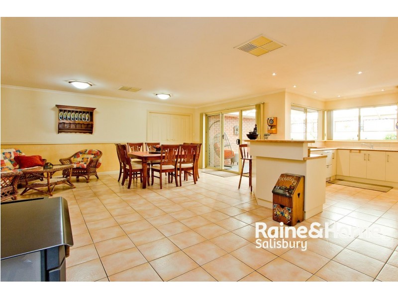 11 Angle Vale Road, Angle Vale SA 5117