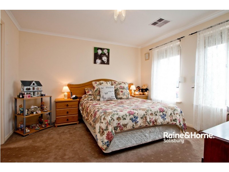 21 Oakwood Circuit, Munno Para West SA 5115