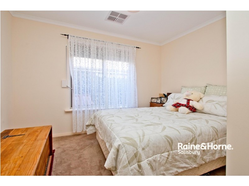 21 Oakwood Circuit, Munno Para West SA 5115