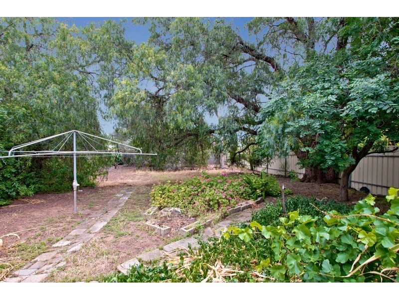 21 Halsey Road, Elizabeth East SA 5112