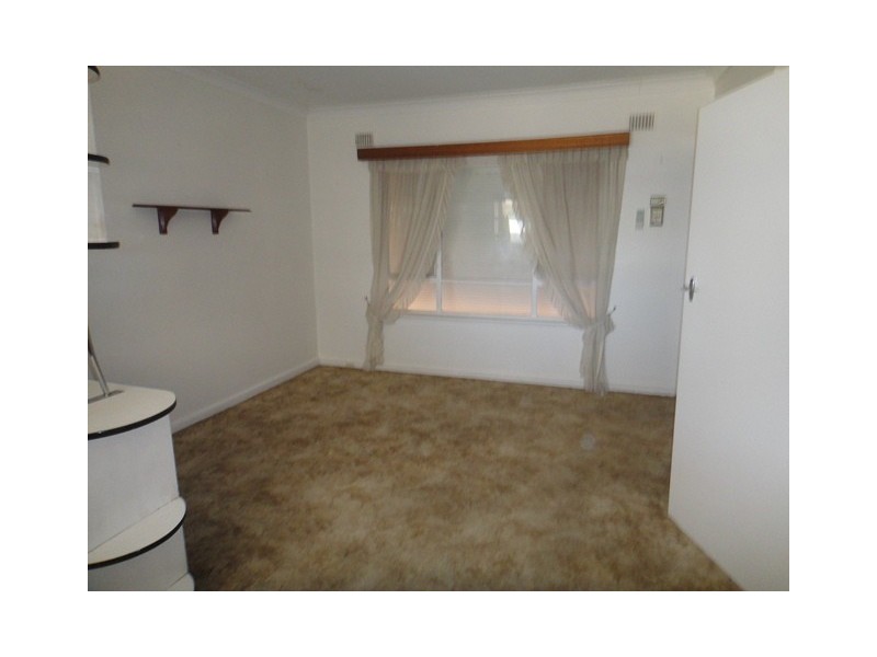 4 Birdwood Road, Greenacres SA 5086