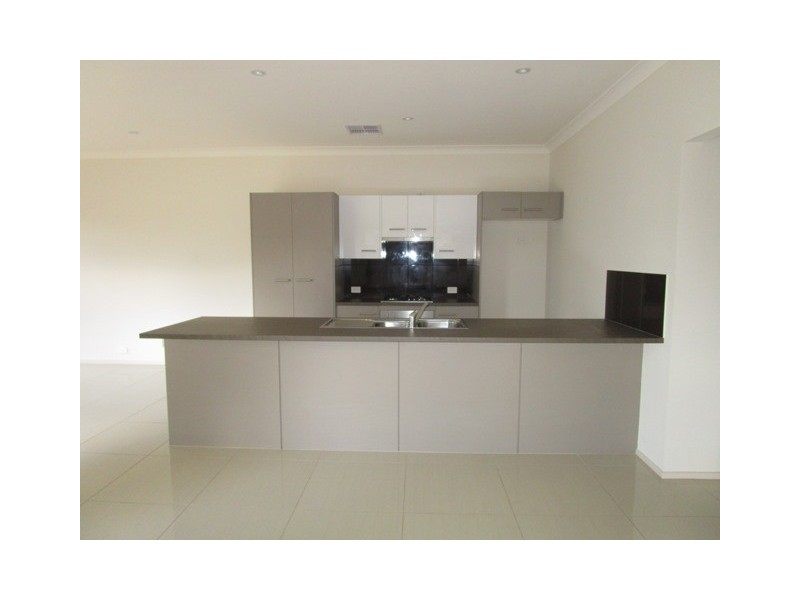 2/5 Friar Court, Salisbury East SA 5109