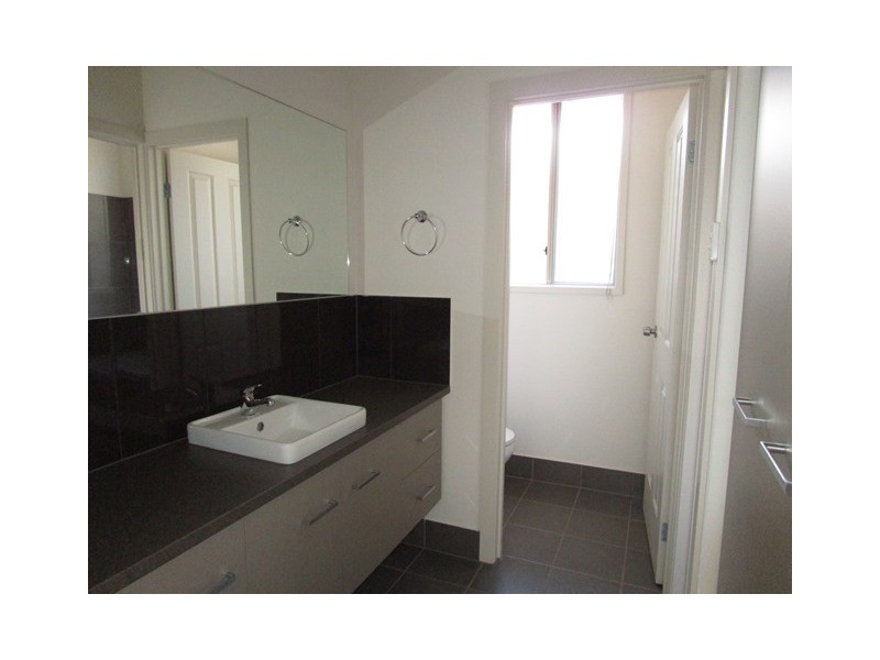 2/5 Friar Court, Salisbury East SA 5109