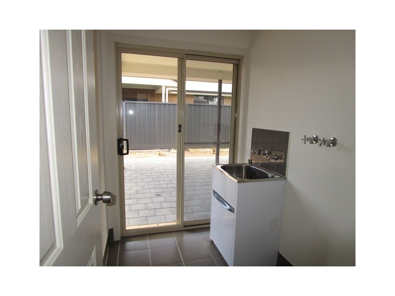 2/5 Friar Court, Salisbury East SA 5109