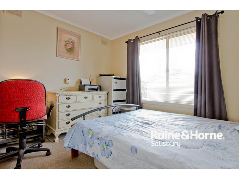 12 Liverpool Crescent, Salisbury East SA 5109
