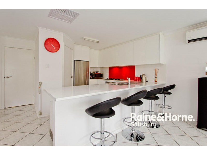 37 Pacific Boulevard, Hillbank SA 5112