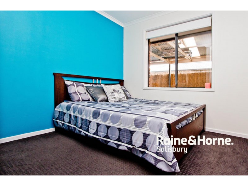 37 Pacific Boulevard, Hillbank SA 5112