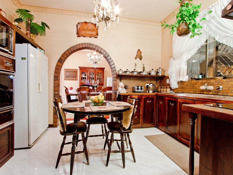 10 Granada Avenue, Gulfview Heights SA 5096