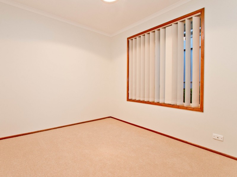 15 Crown Crescent, Paralowie SA 5108