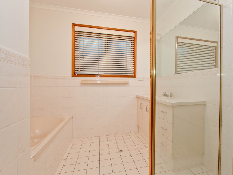 15 Crown Crescent, Paralowie SA 5108