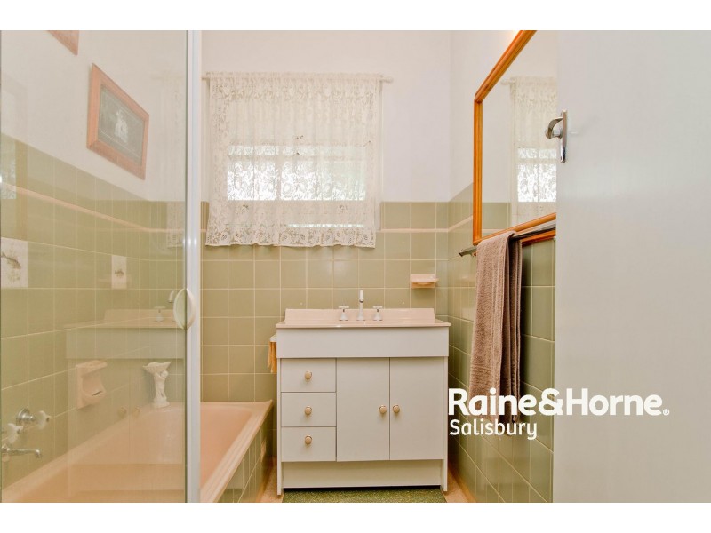 72 Goodall Crescent, Salisbury SA 5108