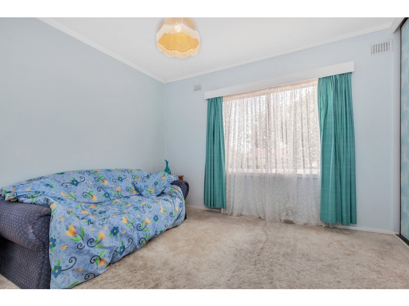 24 Hamblynn Road, Elizabeth Downs SA 5113