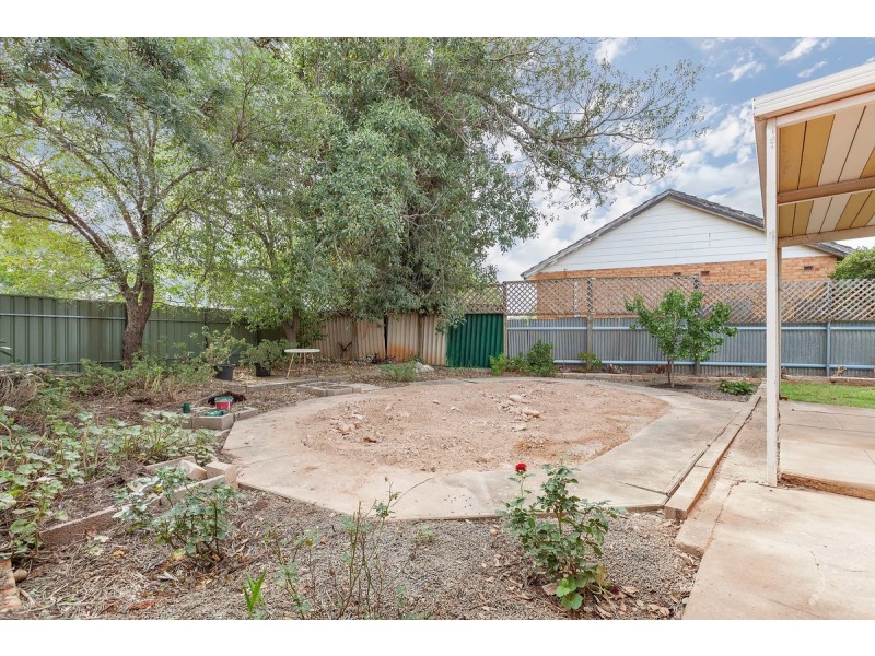 24 Hamblynn Road, Elizabeth Downs SA 5113