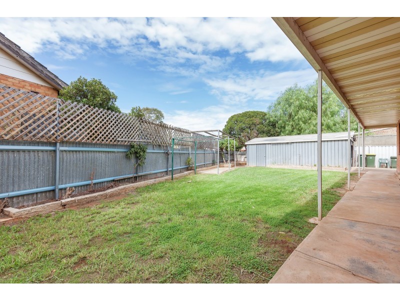 24 Hamblynn Road, Elizabeth Downs SA 5113