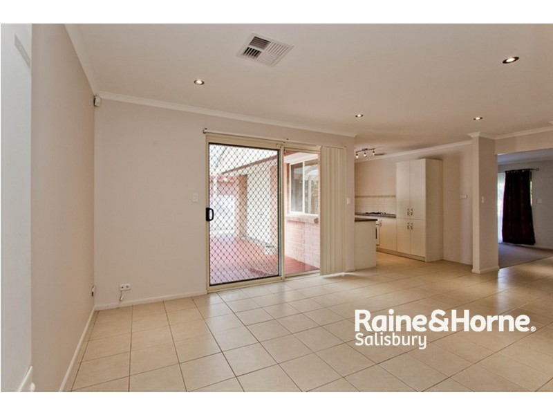 16 Claxton Way, Burton SA 5110