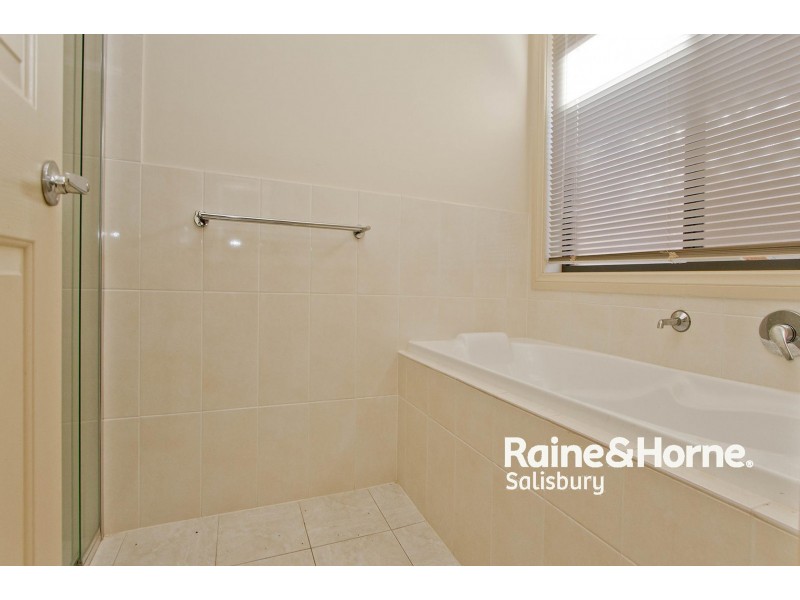 7 Scarlet Avenue, Munno Para SA 5115