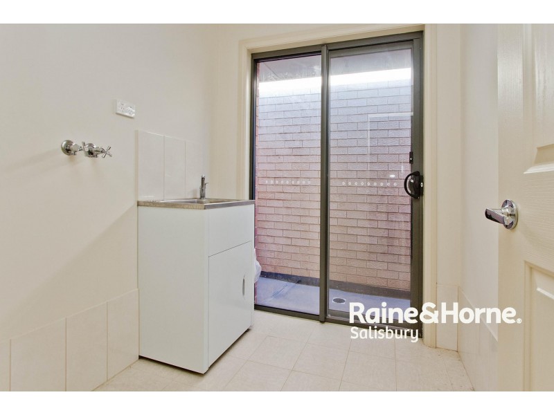 7 Scarlet Avenue, Munno Para SA 5115