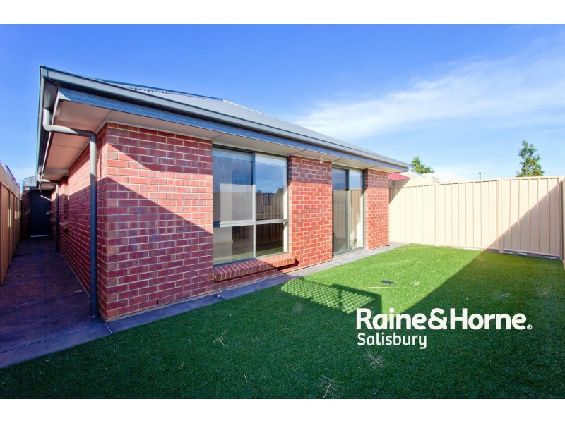 7 Scarlet Avenue, Munno Para SA 5115