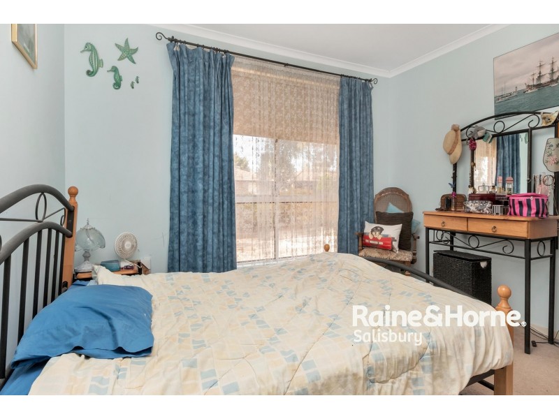 24 Bogart Drive, Paralowie SA 5108