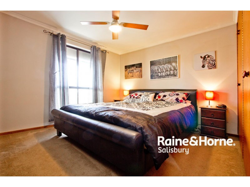 26 Alabar Crescent, Globe Derby Park SA 5110