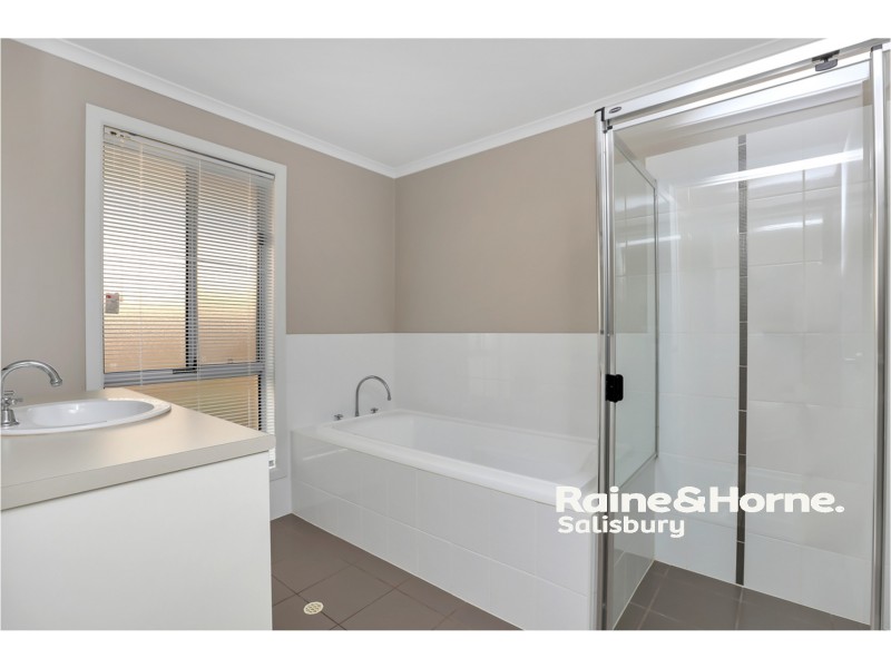 79 Douglas Drive, Munno Para SA 5115