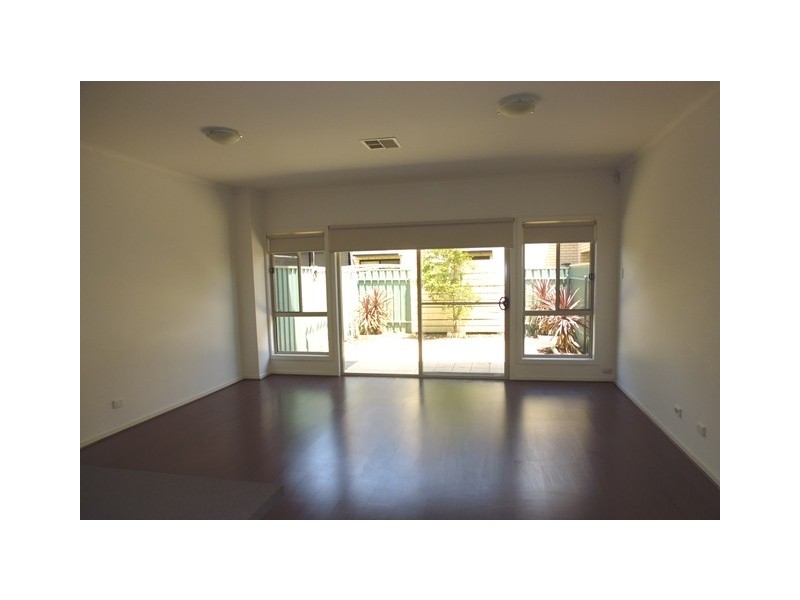 29 Franklin Avenue, Mawson Lakes SA 5095