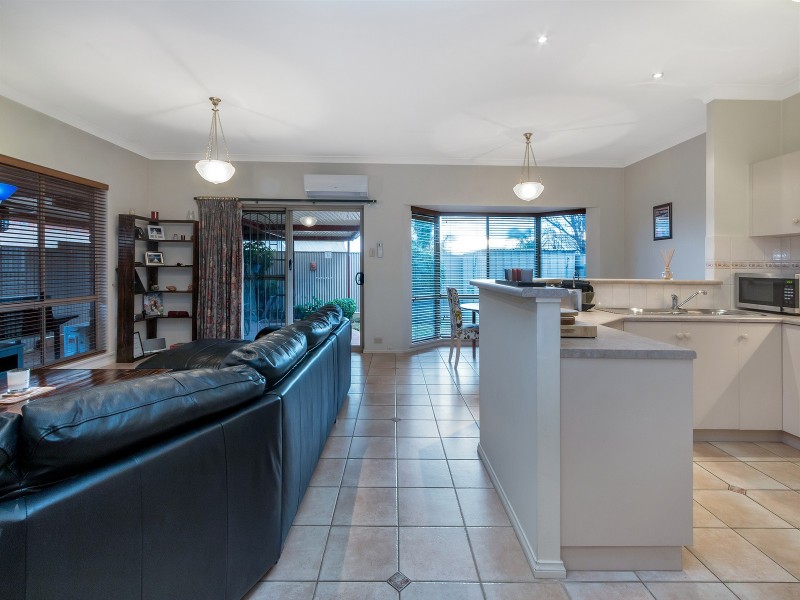 5 Lockwood Drive, Greenwith SA 5125