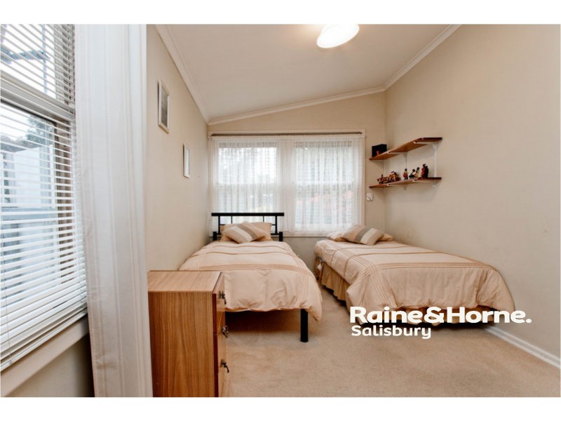 18 Underdown Road, Elizabeth South SA 5112