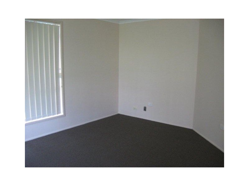 25 Joseph Street, Oakey QLD 4401