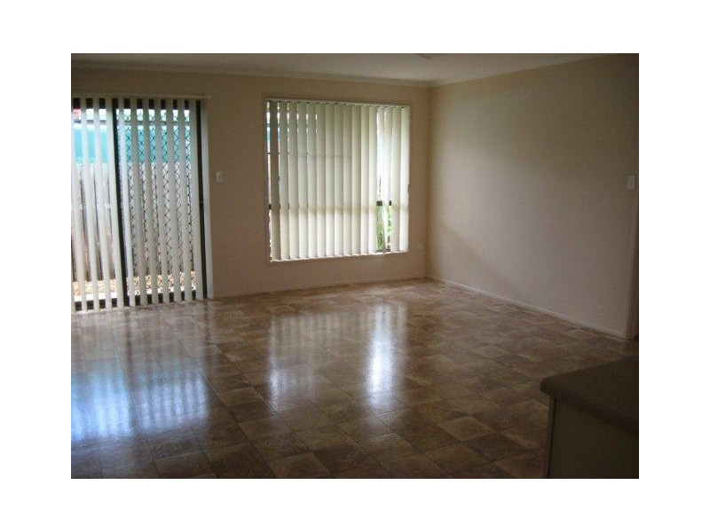 25 Joseph Street, Oakey QLD 4401