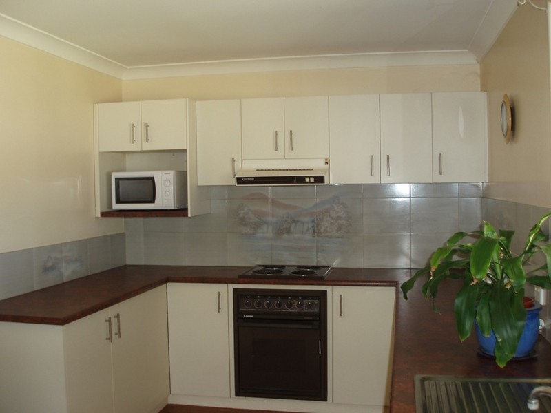 45 Beale Street, Oakey QLD 4401