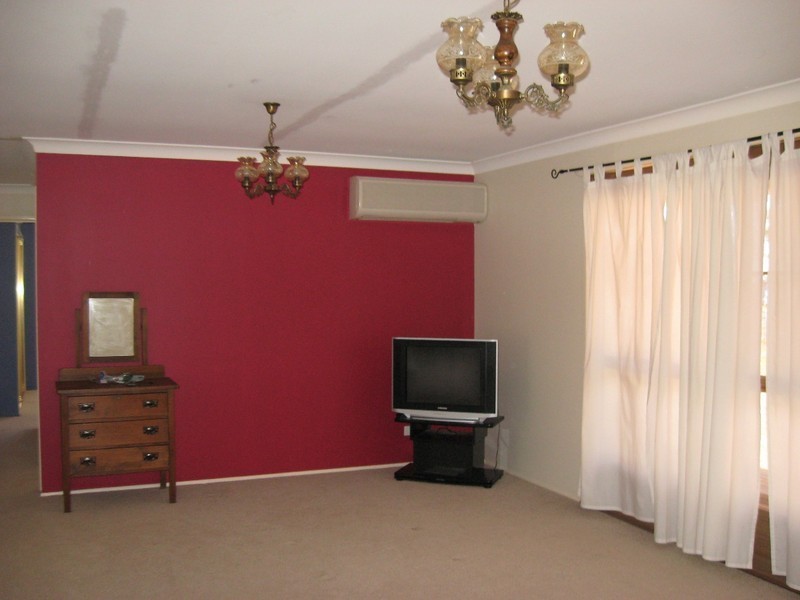 45 Beale Street, Oakey QLD 4401