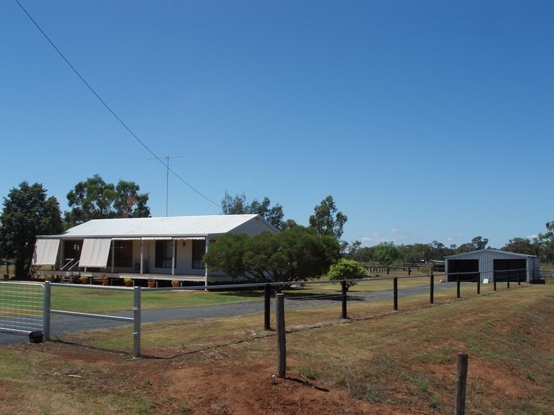 45 Beale Street, Oakey QLD 4401