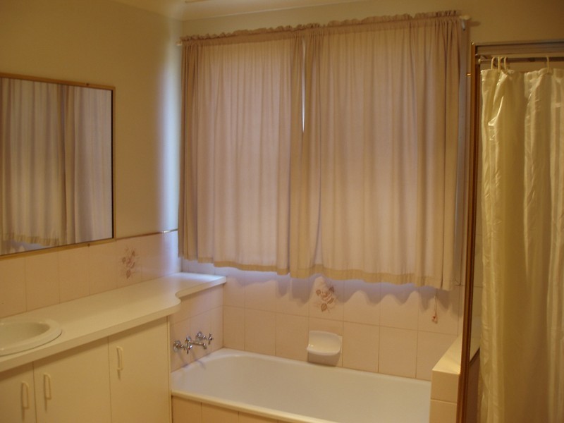 45 Beale Street, Oakey QLD 4401