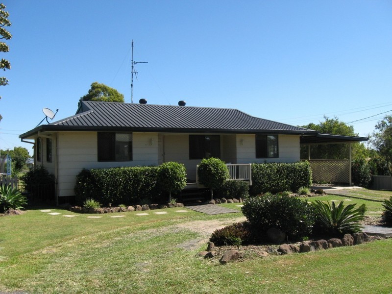 32 Graman Street, Kingsthorpe QLD 4400